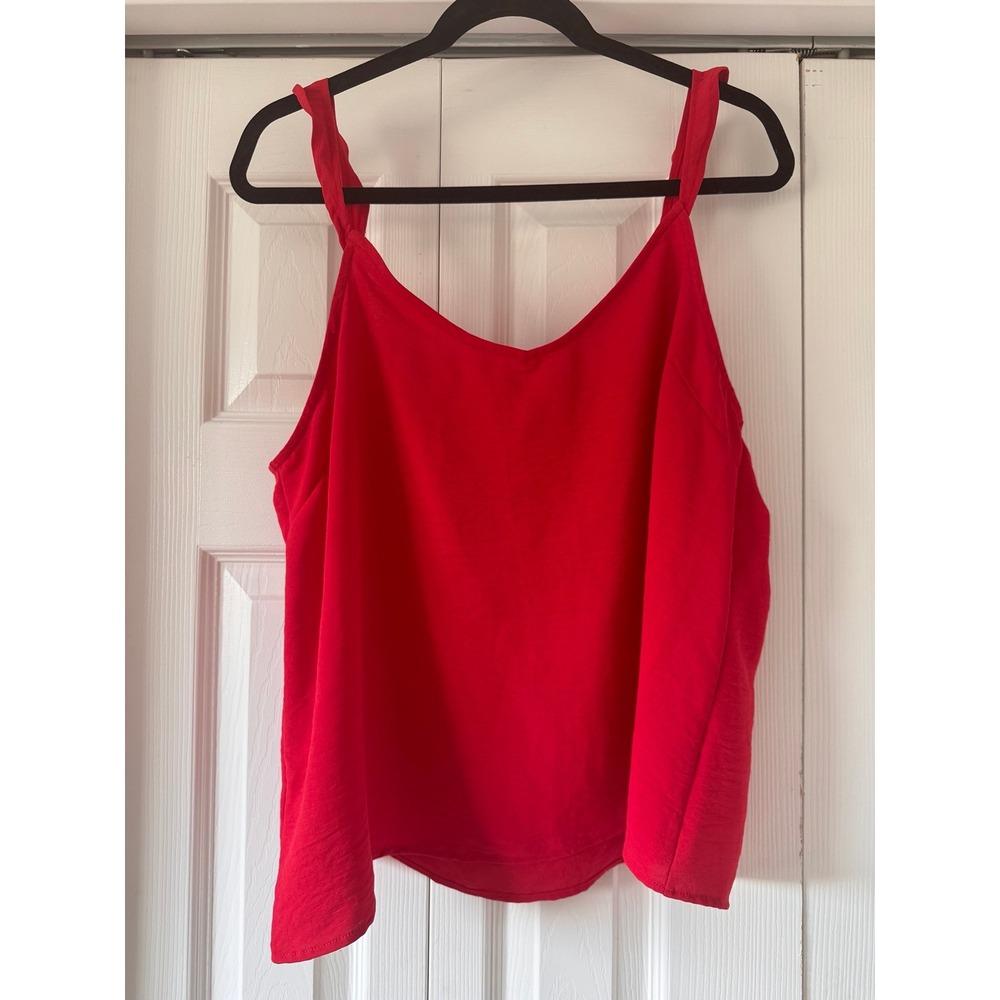 Gilli Valerie Relaxed Cami Tank Top Orange Red Twist Strap Size LP NWT